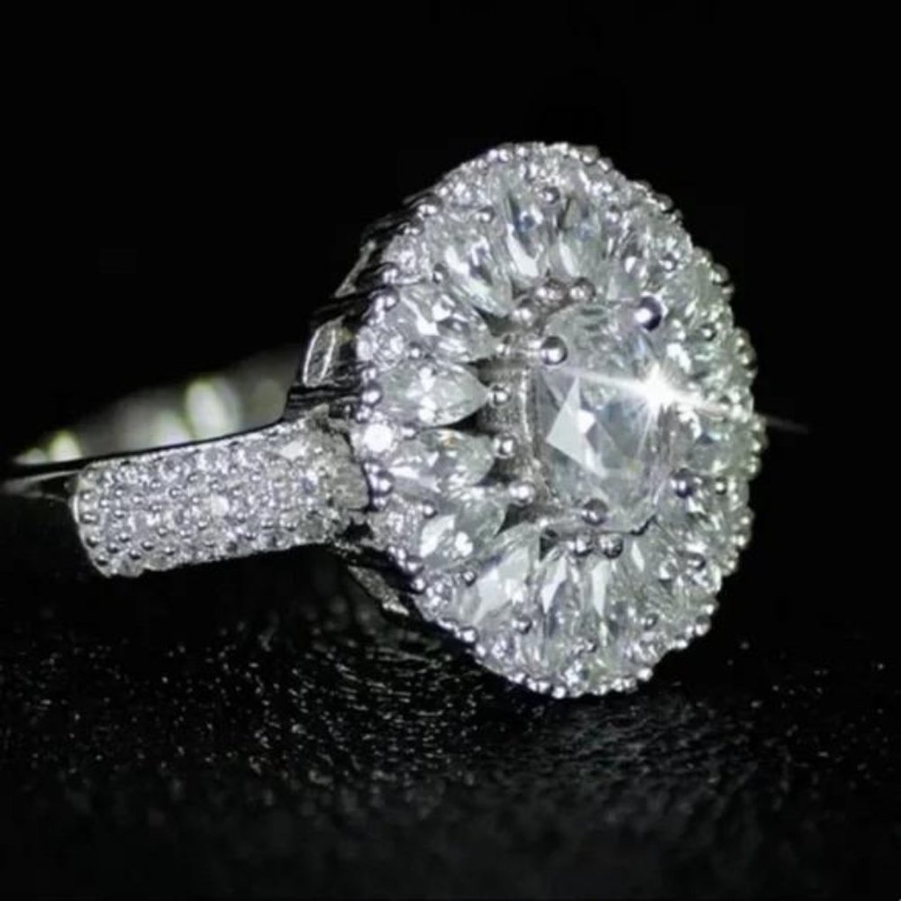 NEW MARQUISE 925 STERLING SILVER OVAL DIAMOND RING - Picture 3 of 4